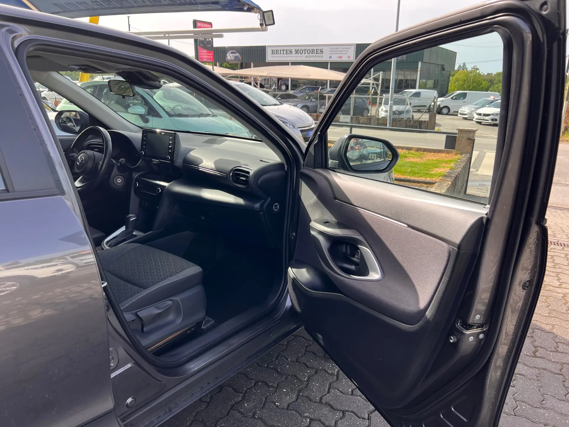 Toyota Yaris Cross 1.5 HDF Comfort Plus 12