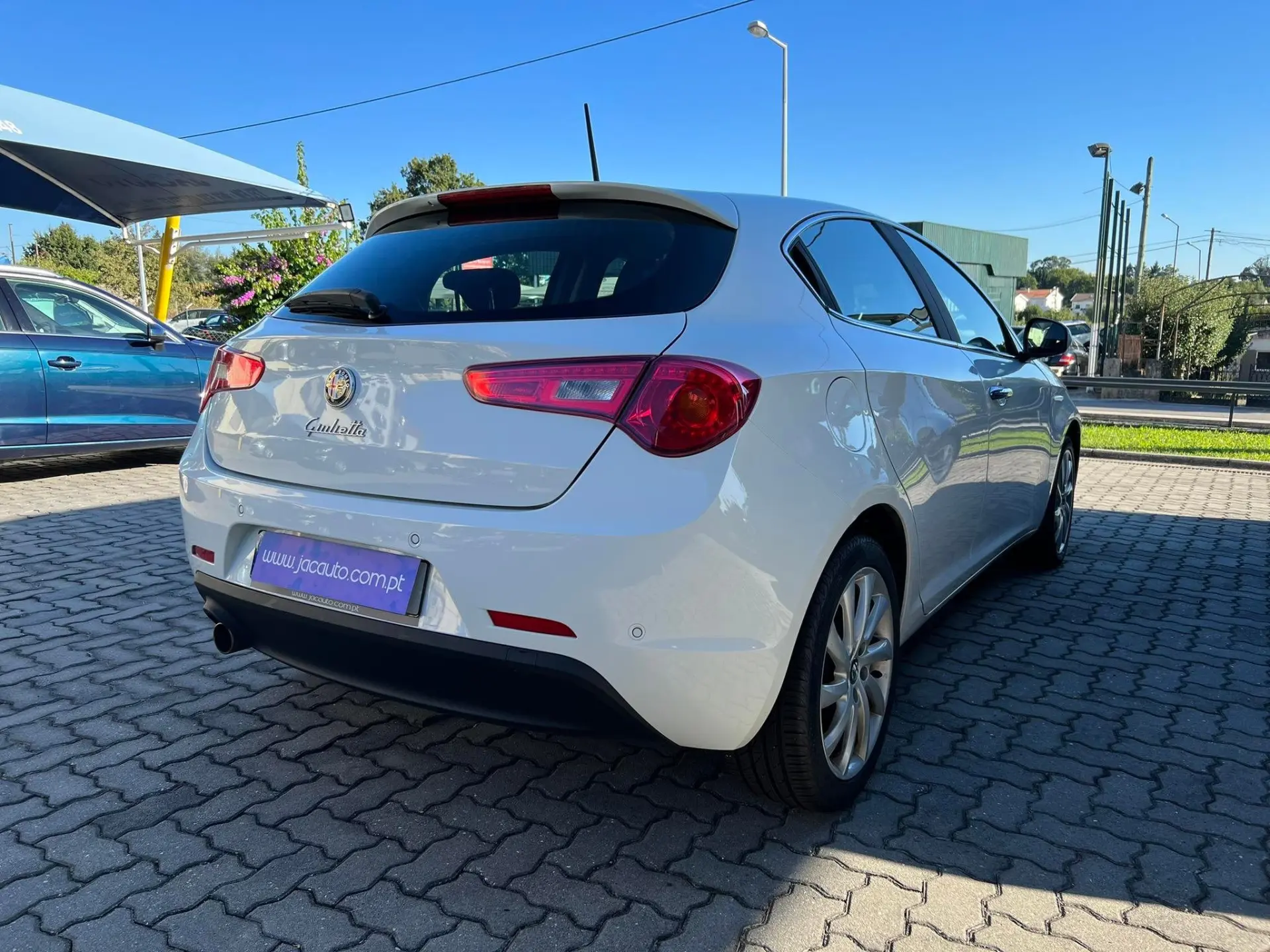 Alfa Romeo Giulietta 1.6 JTDm Distinctive (105cv) 14