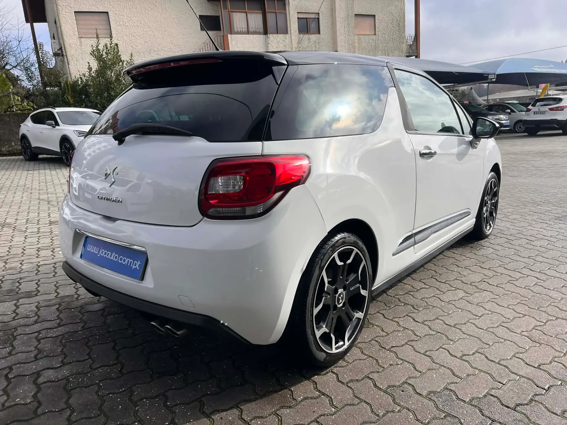 Citroën DS3 1.6 e-HDi Airdream Sport Chic 3