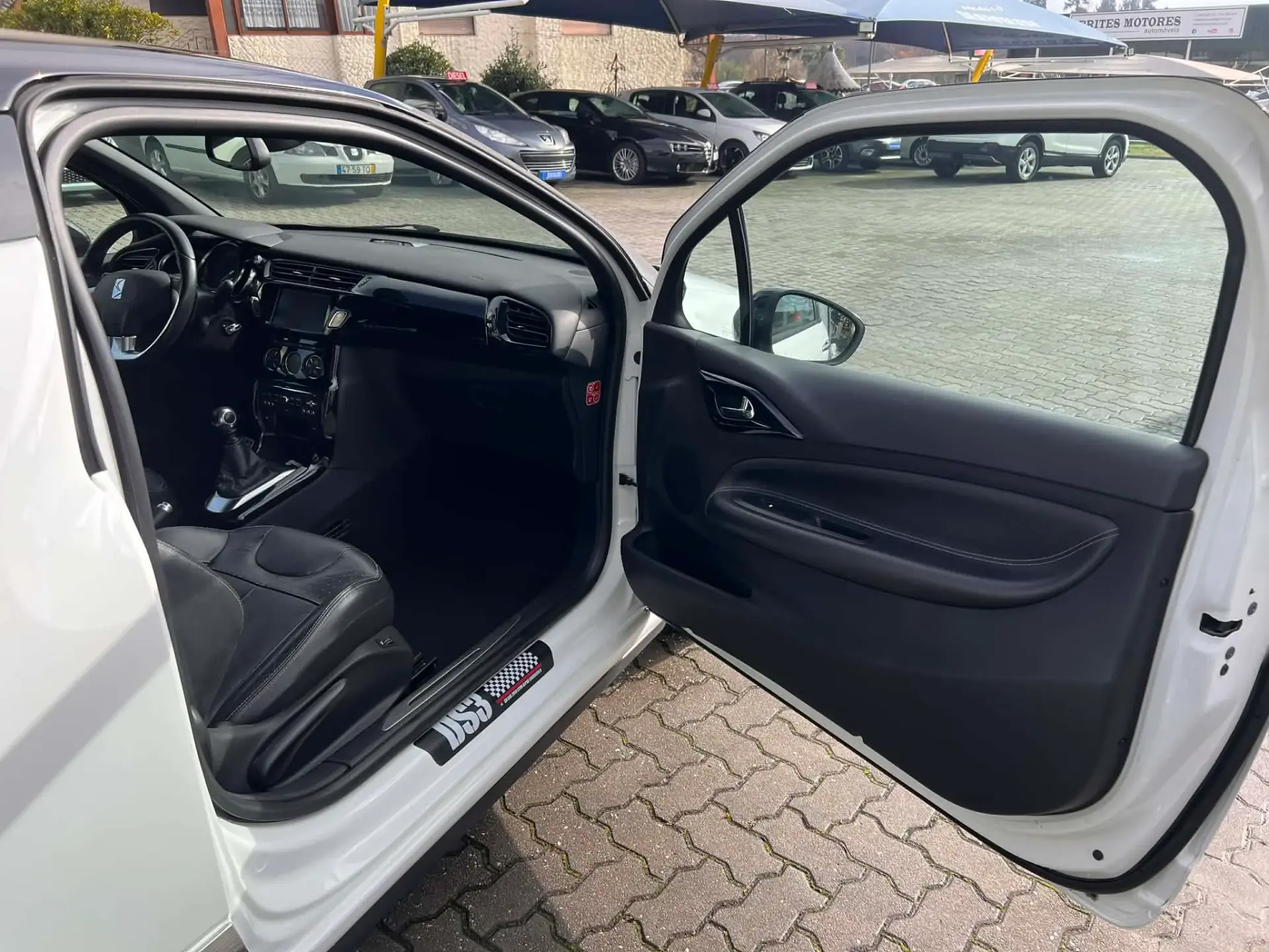 Citroën DS3 1.6 e-HDi Airdream Sport Chic 10