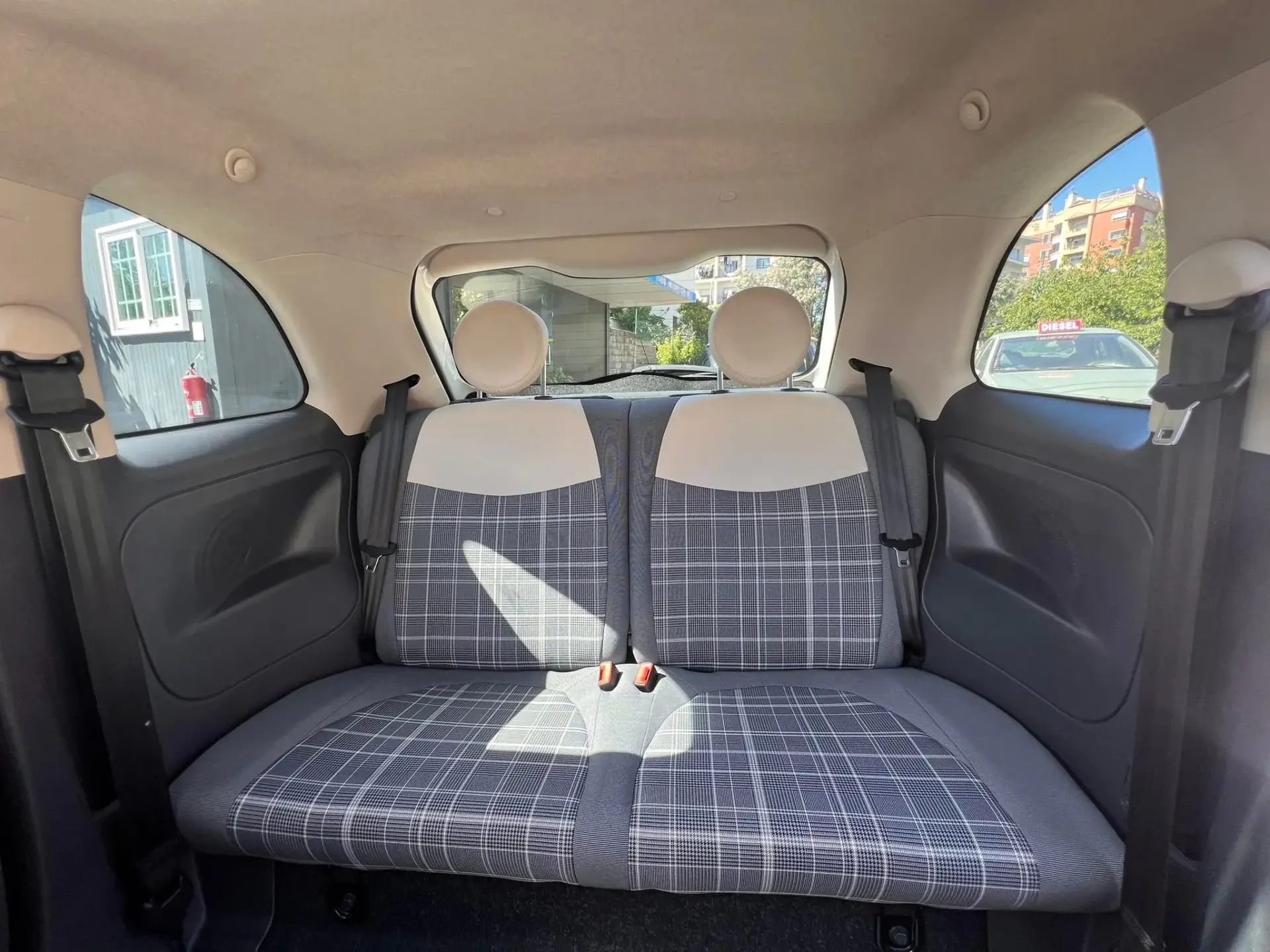 Fiat 500 1.2 Lounge 9