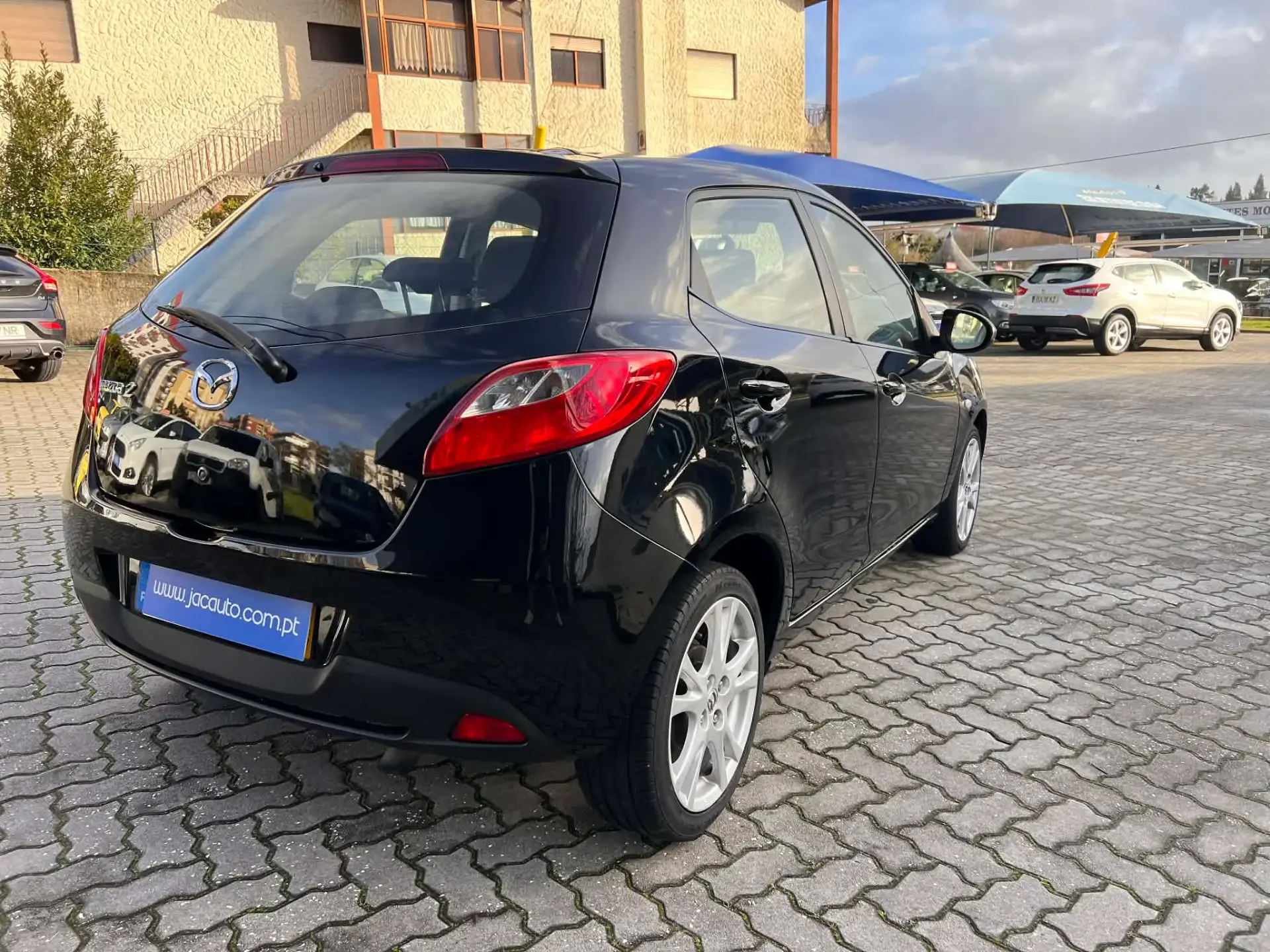 Mazda 2 1.4 MZ-CD Exclusive 4