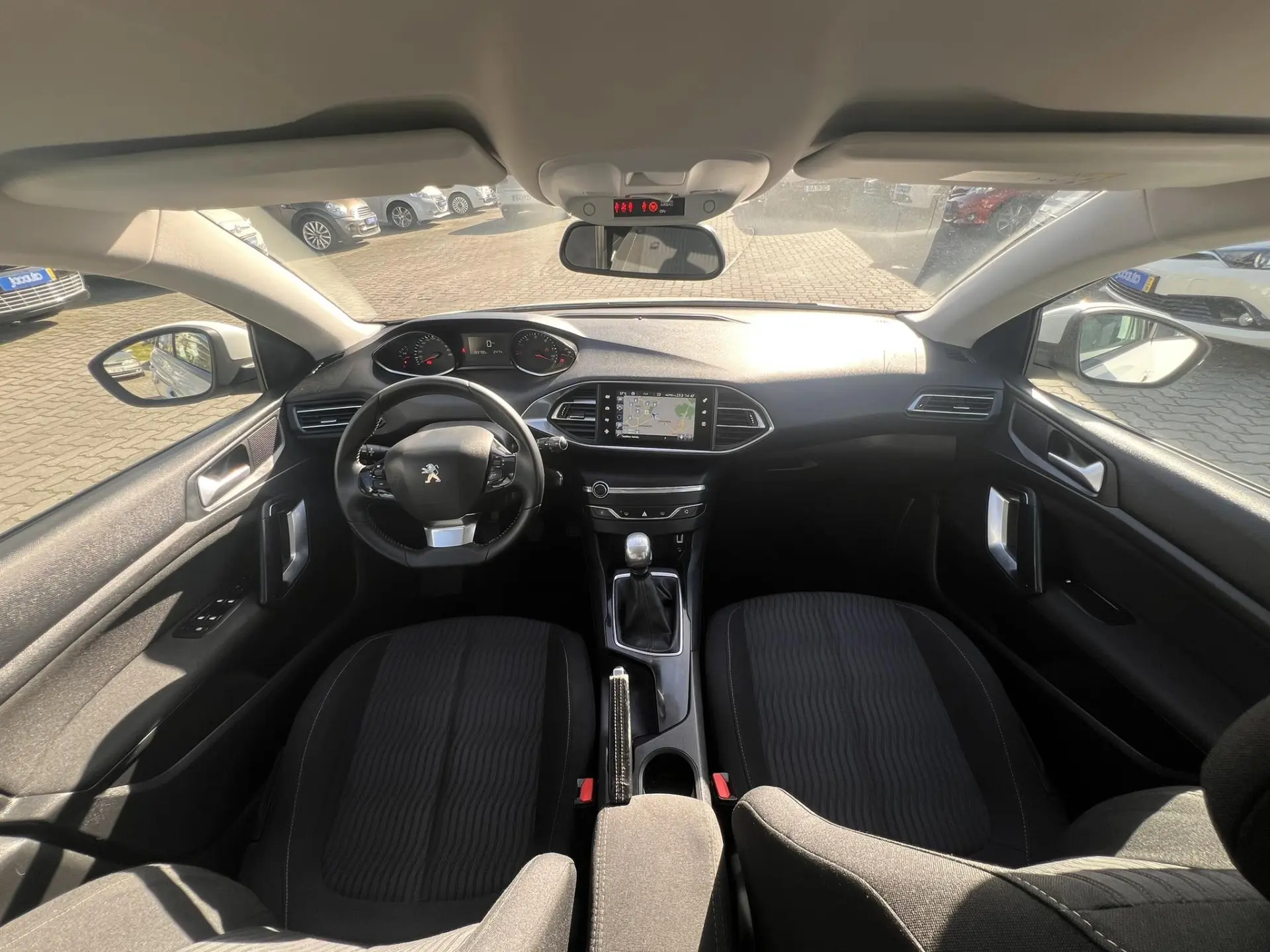 Peugeot 308 1.6 BlueHDi Active J17 9