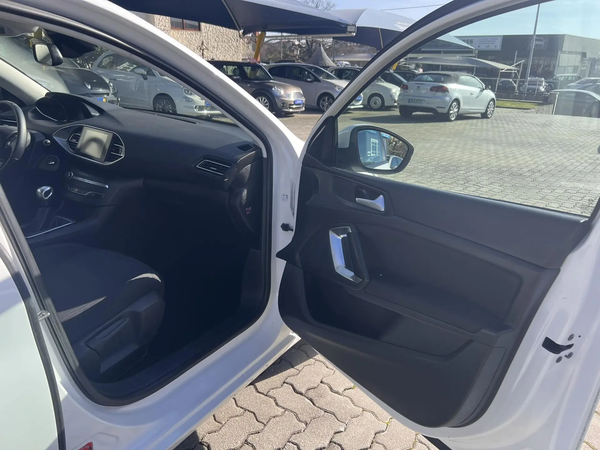 Peugeot 308 1.6 BlueHDi Active J17 13