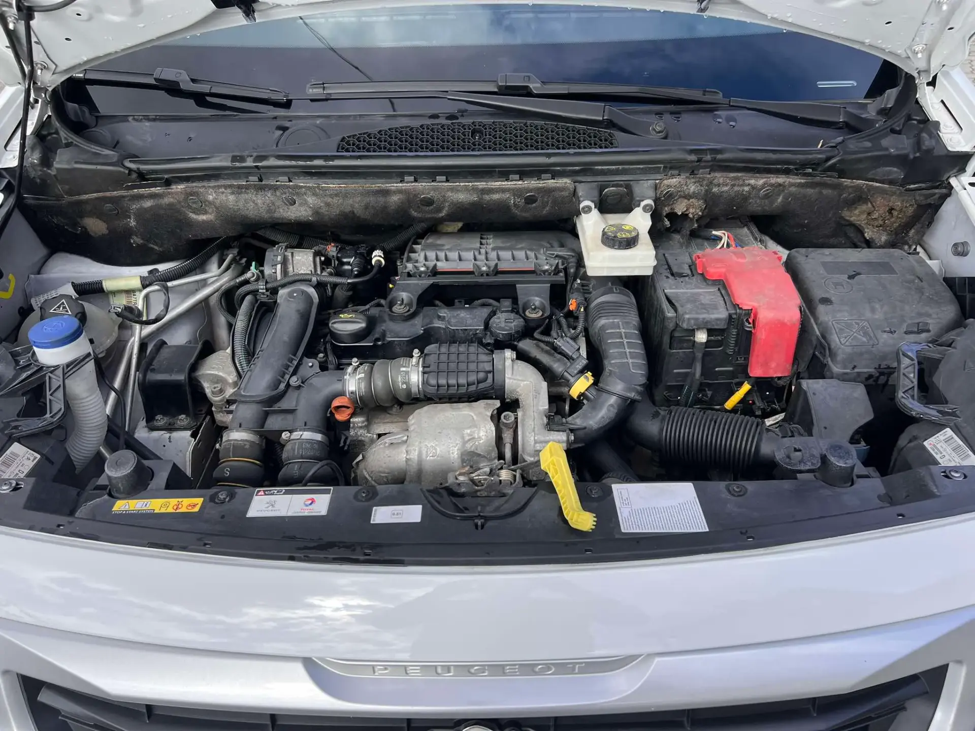 Peugeot Partner 1.6 HDi 3L (GPS) 14