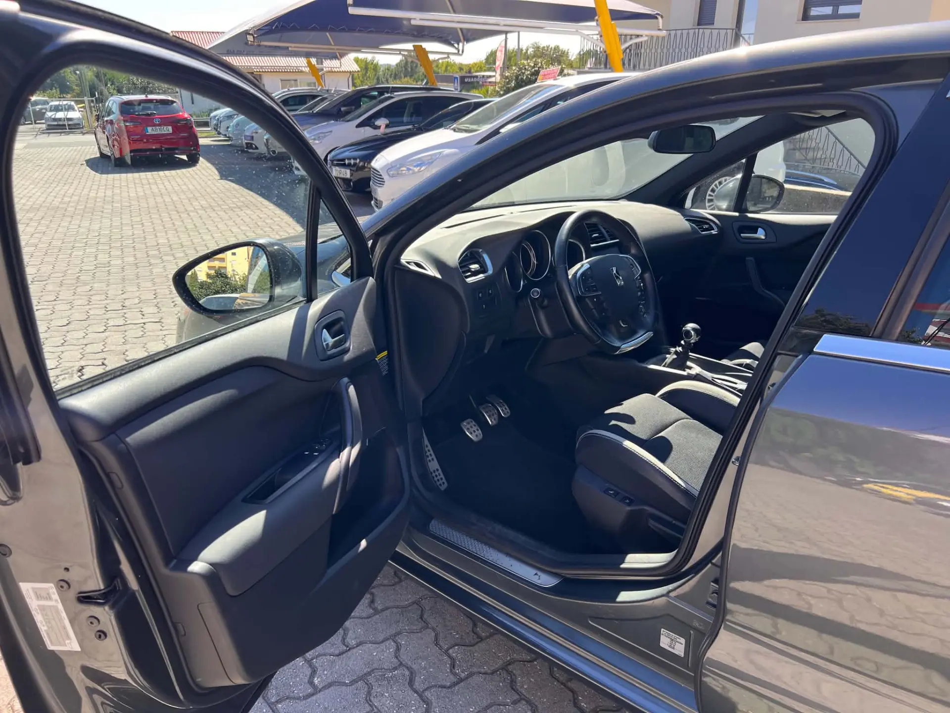 Citroen DS4 1.6 e-HDi So Chic 5