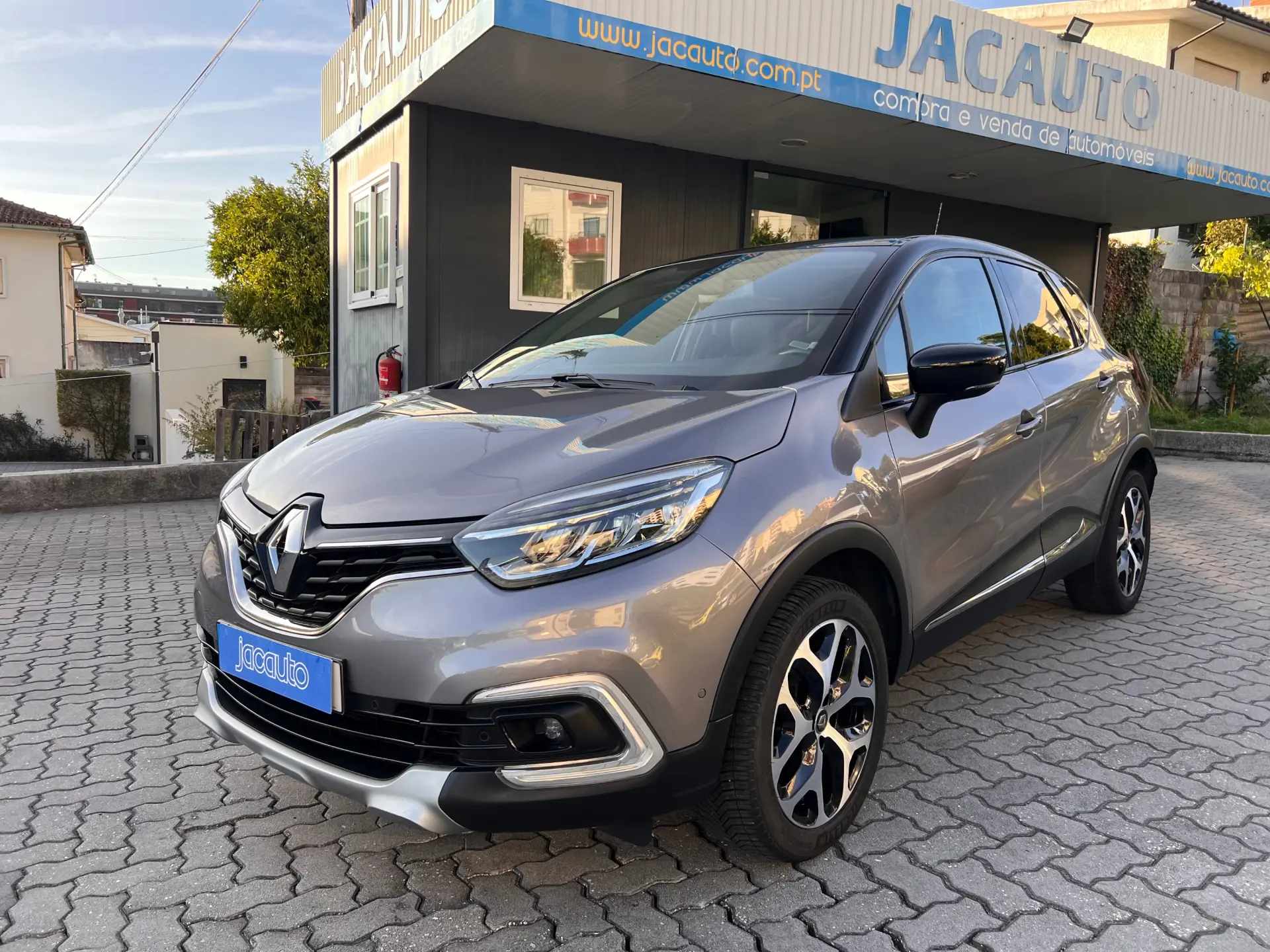 Renault Captur 0.9 TCE Initiale Paris 1