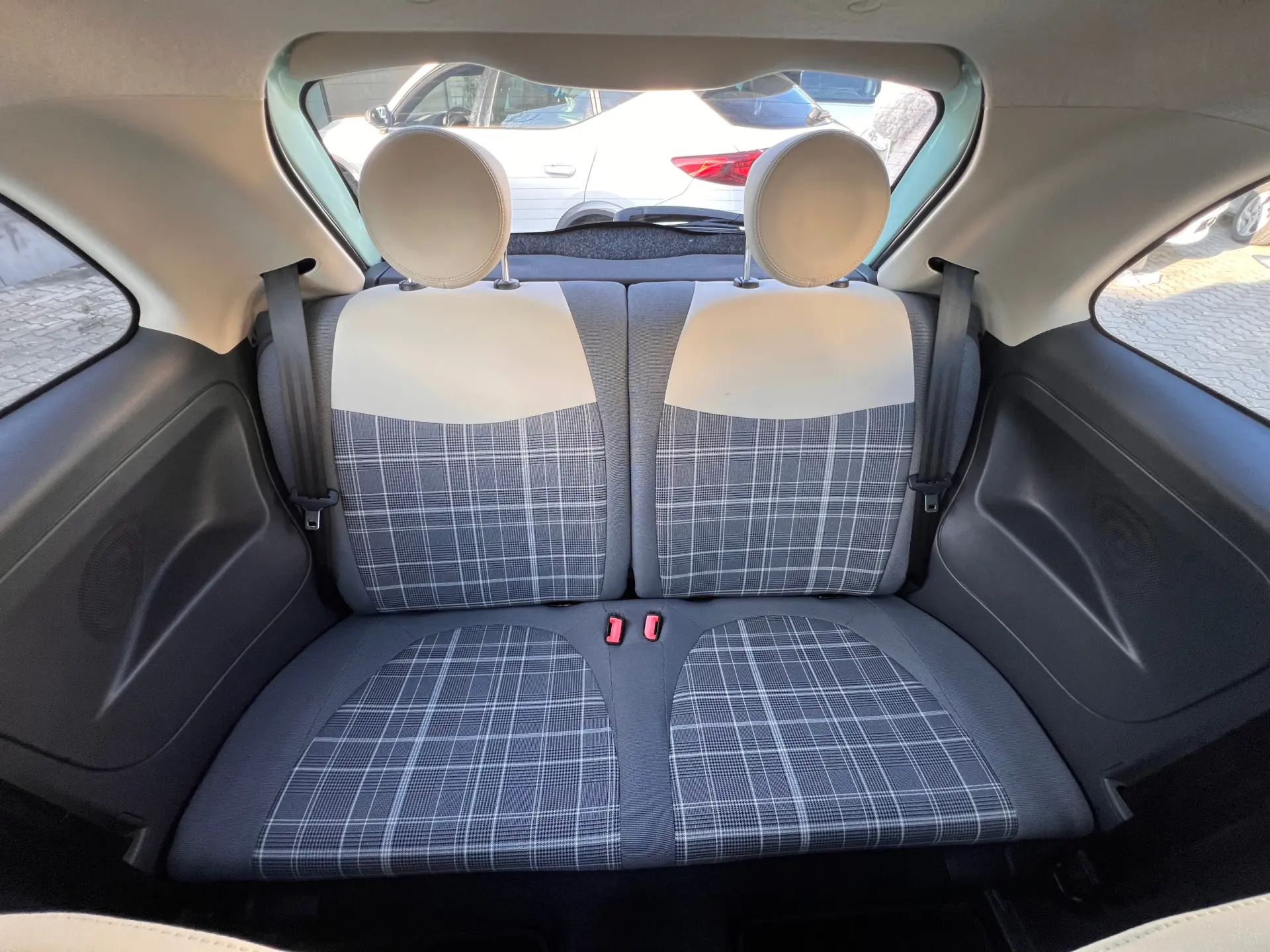 Fiat 500 1.3 16V Multijet S&S Lounge 9