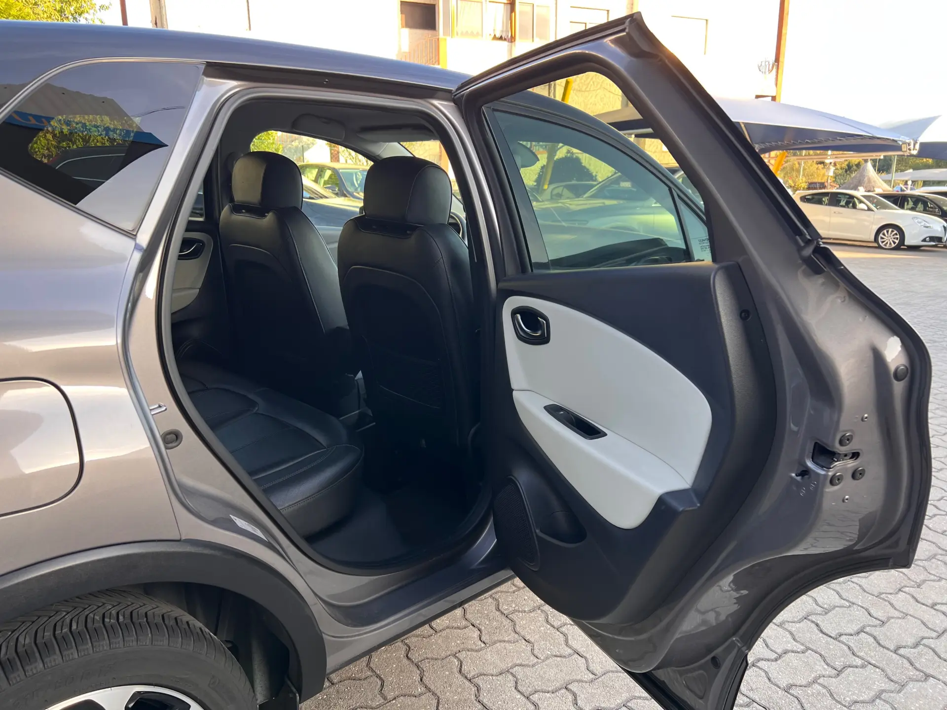 Renault Captur 0.9 TCE Initiale Paris 11