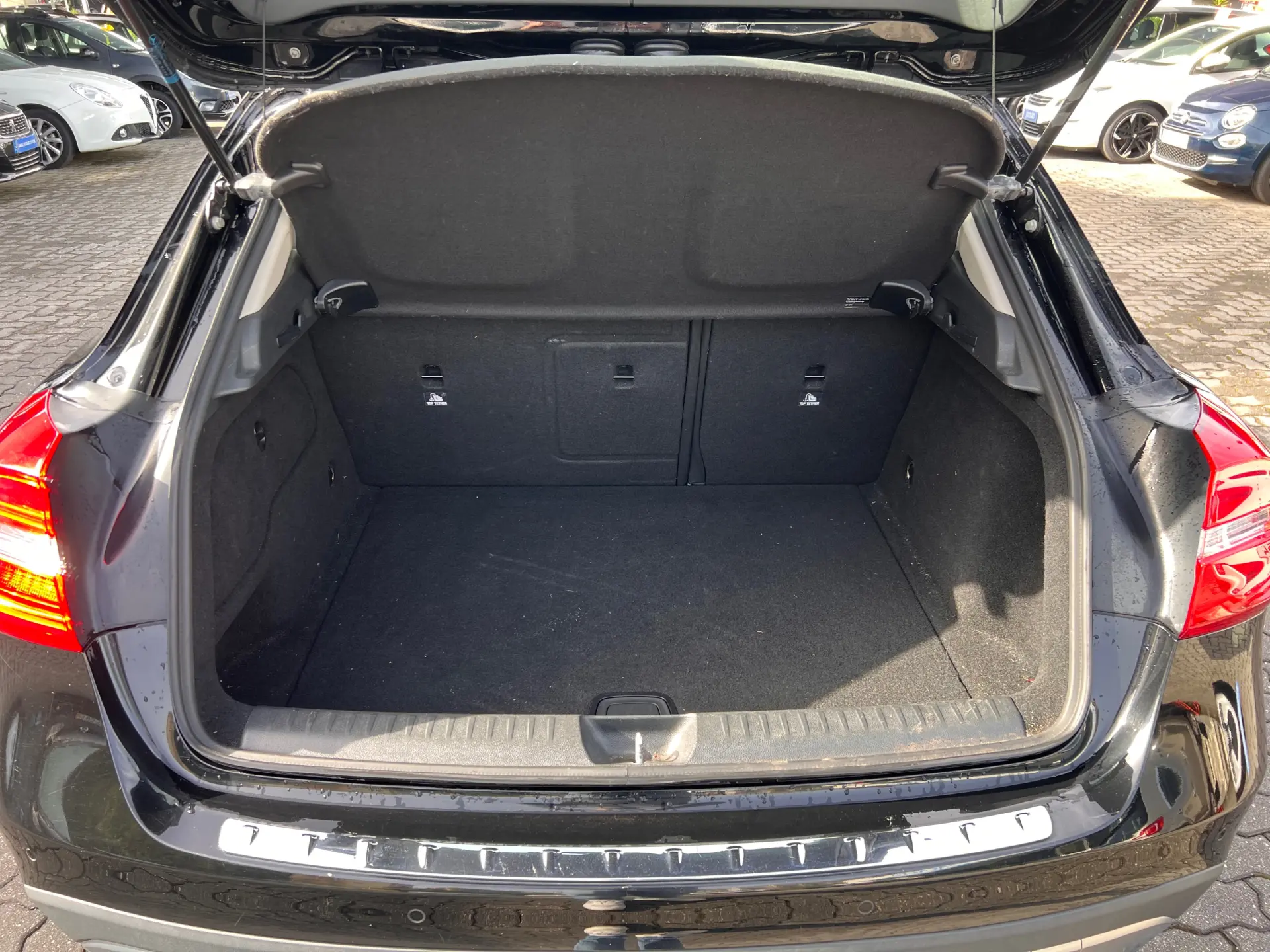 Mercedes-Benz GLA 200 d Aut. 10