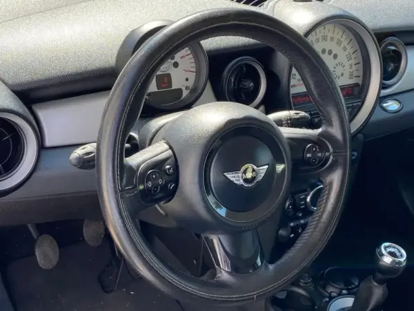 MINI Clubman Cooper D 9