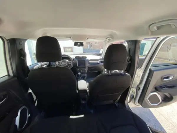 Jeep Renegade 1.6 MJD Sport 11