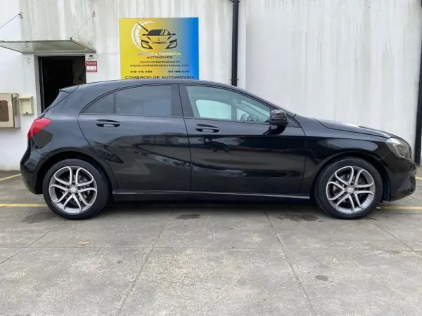 Mercedes-Benz A 220 CDI BE AMG Sport Aut. 4