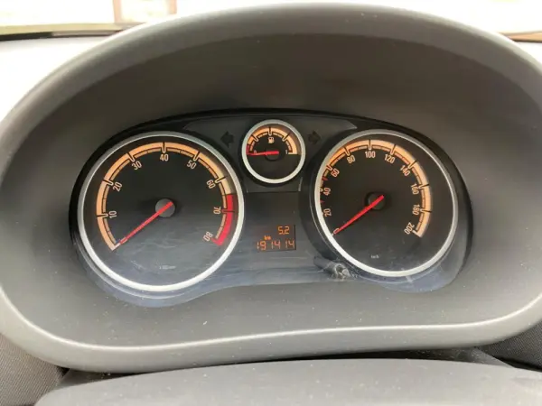 Opel Corsa 1.2 Enjoy 15