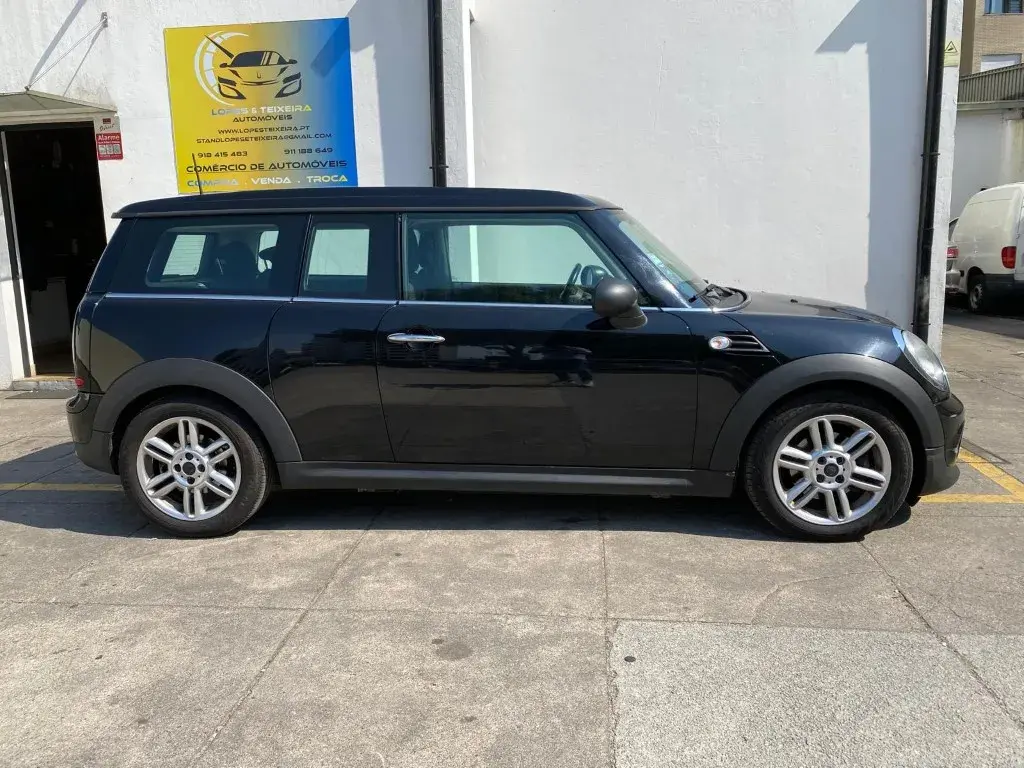 MINI Clubman Cooper D 4