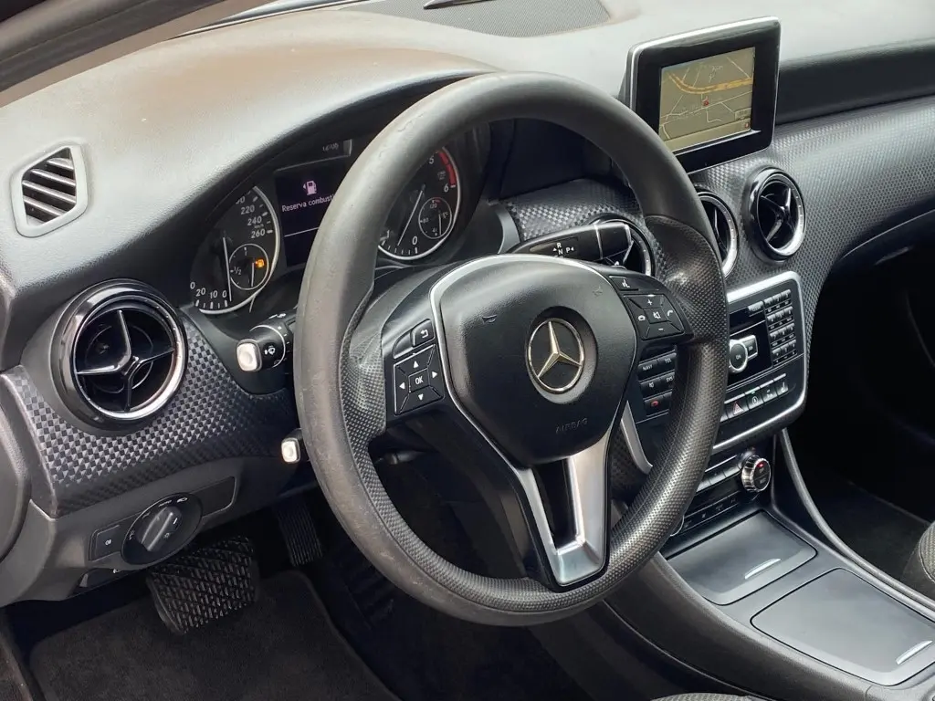 Mercedes-Benz A 220 CDI BE AMG Sport Aut. 11