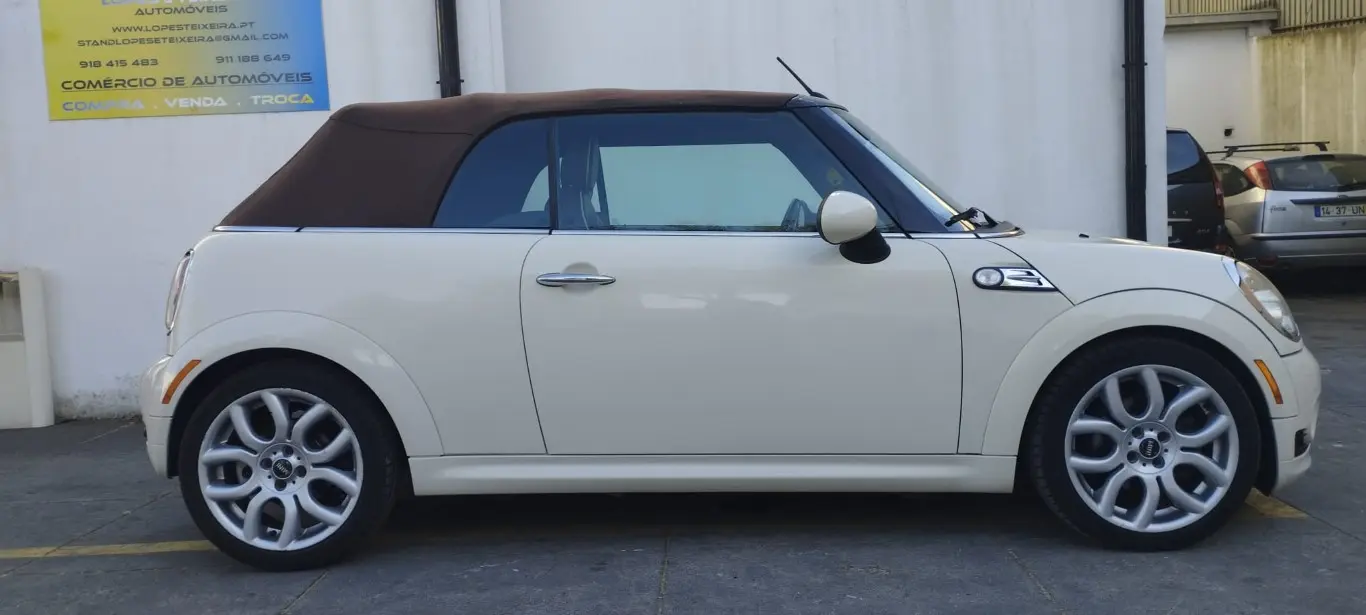 MINI Cabrio Cooper 3