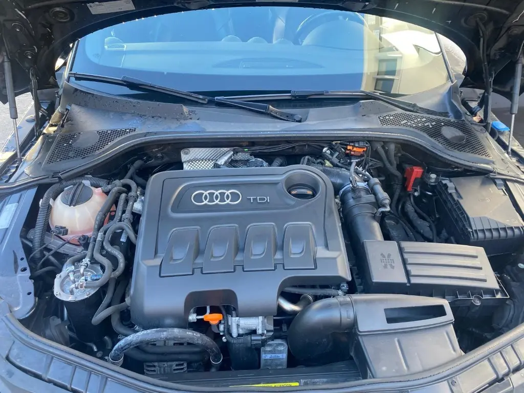 Audi TT Coupé 2.0 TDI quattro S-line 17