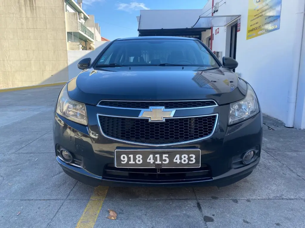 Chevrolet Cruze 1.6 LS 2