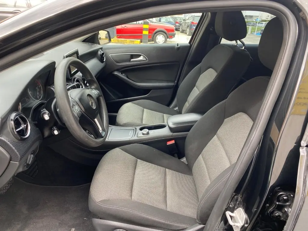 Mercedes-Benz A 220 CDI BE AMG Sport Aut. 12