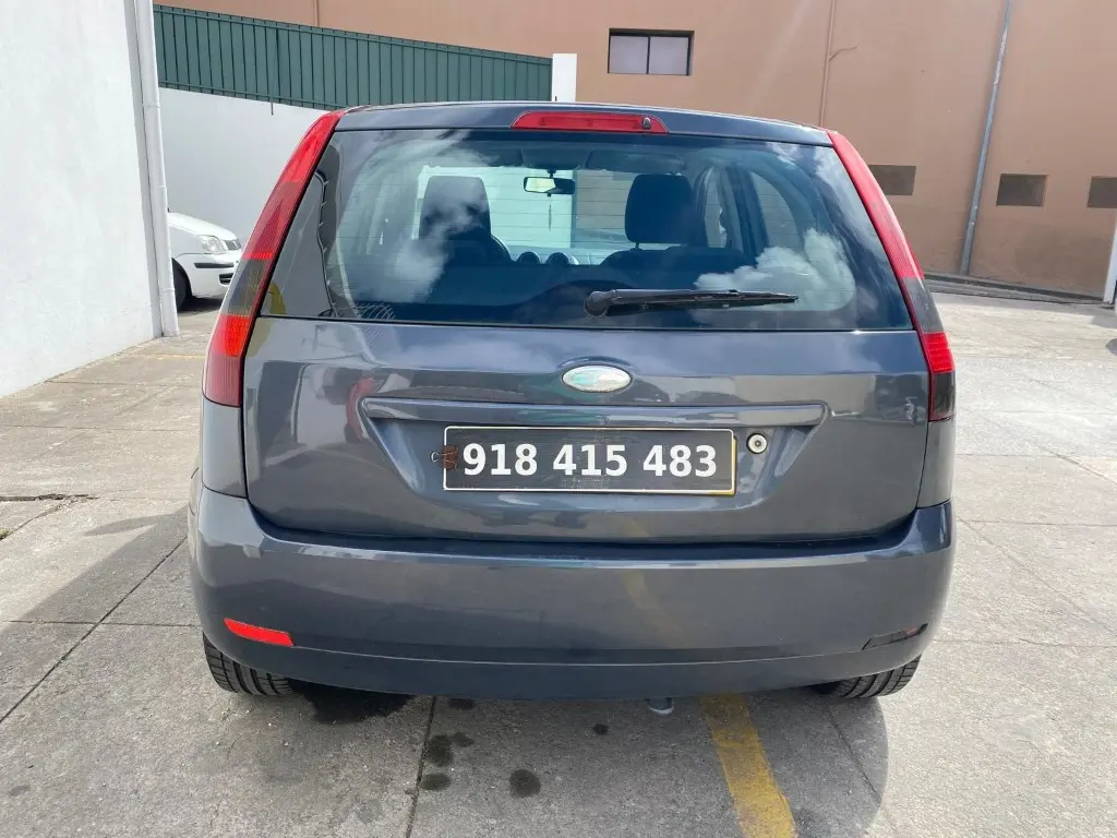 Ford Fiesta 1.25 Ghia 5