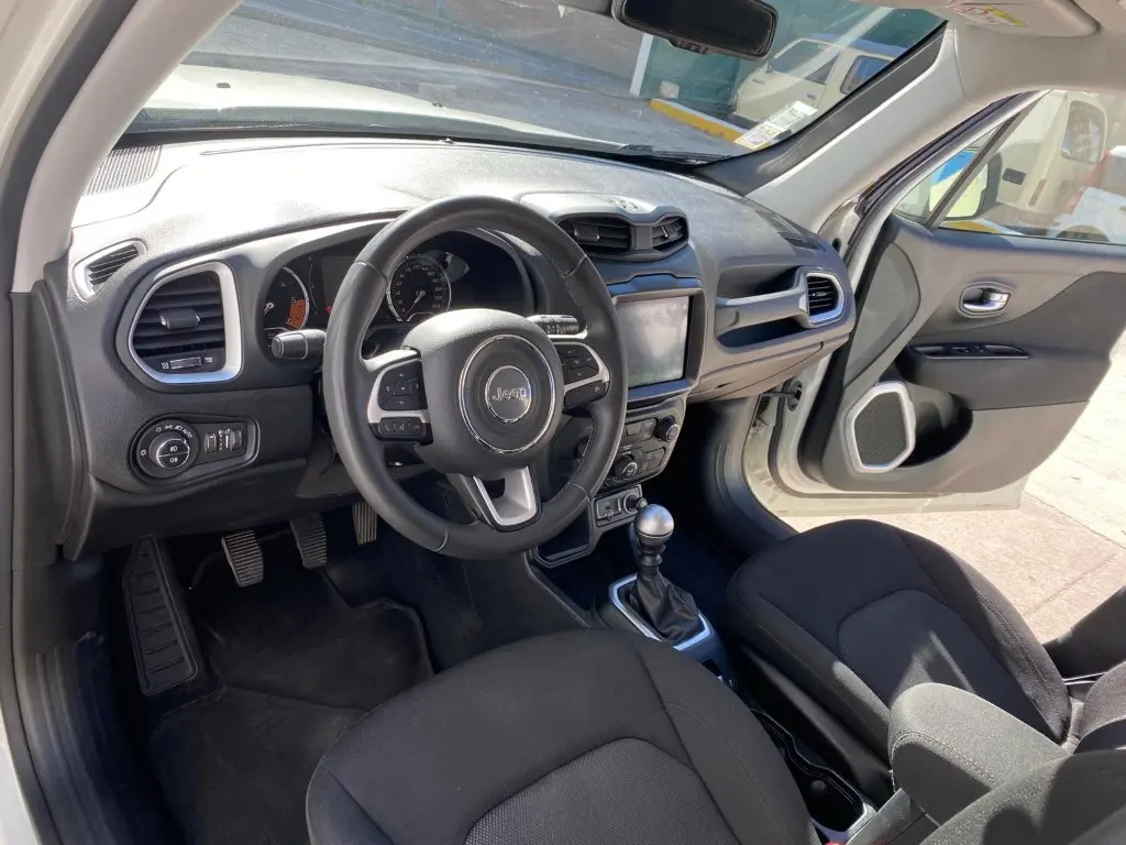Jeep Renegade 1.6 MJD Sport 13
