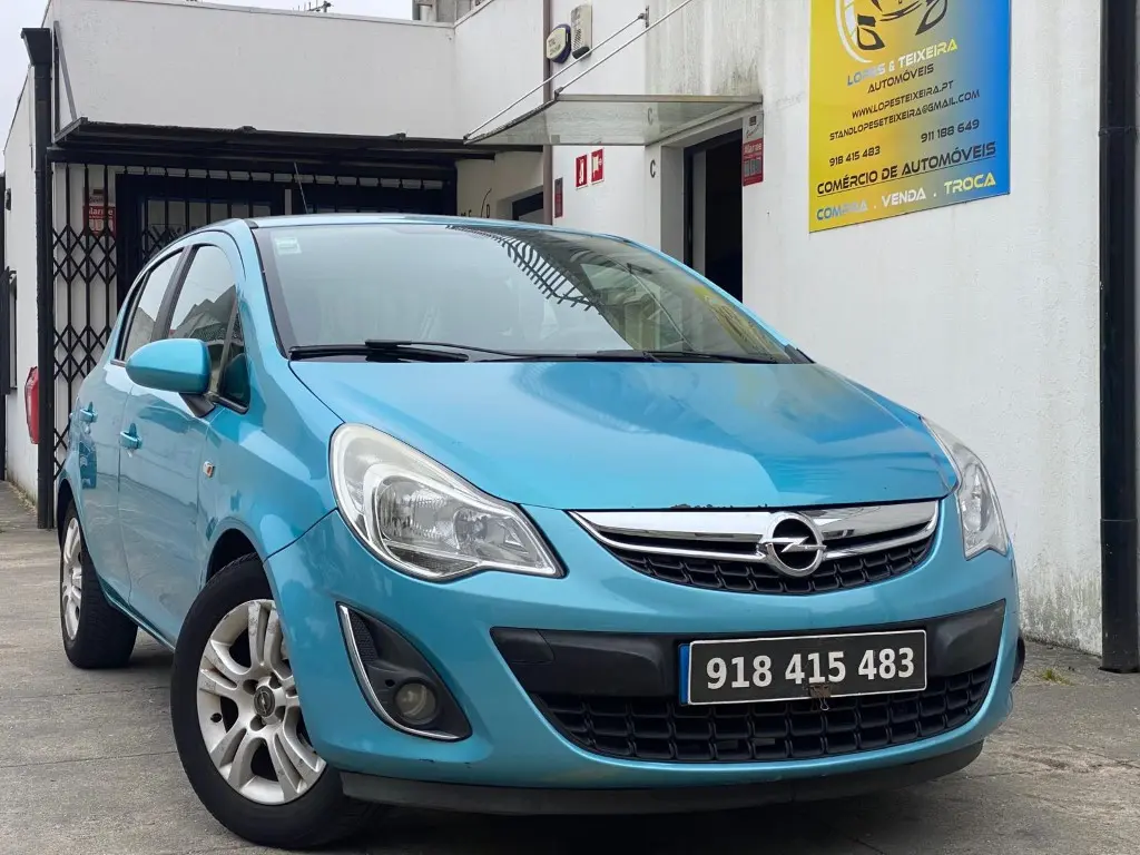 Opel Corsa 1.2 Enjoy 1