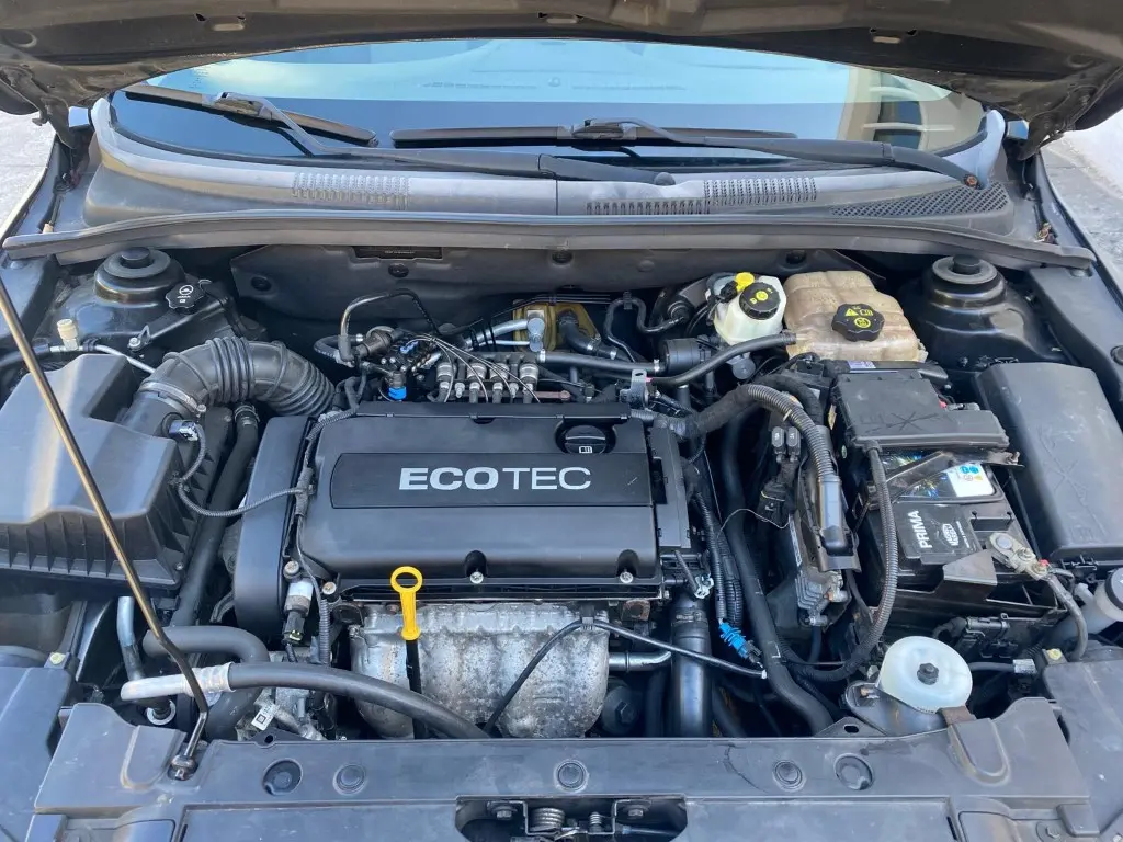 Chevrolet Cruze 1.6 LS 17