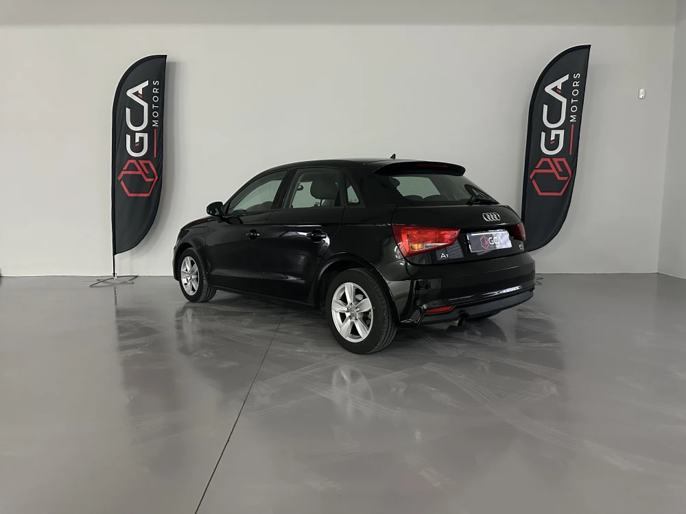 Audi A1 1.0 TFSI 4
