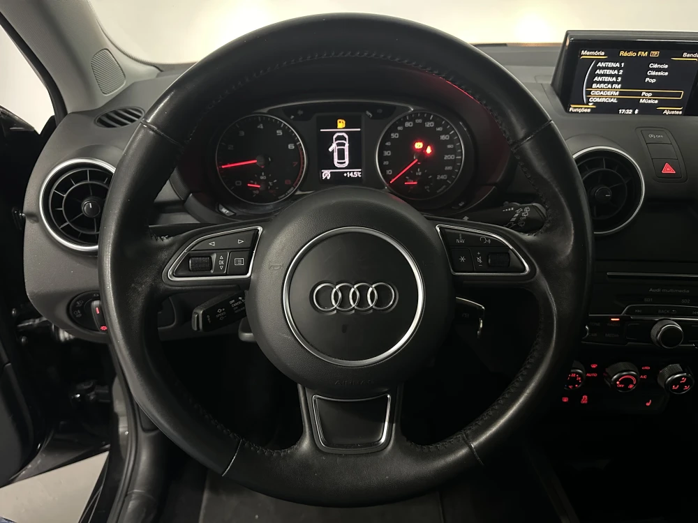 Audi A1 1.0 TFSI 5