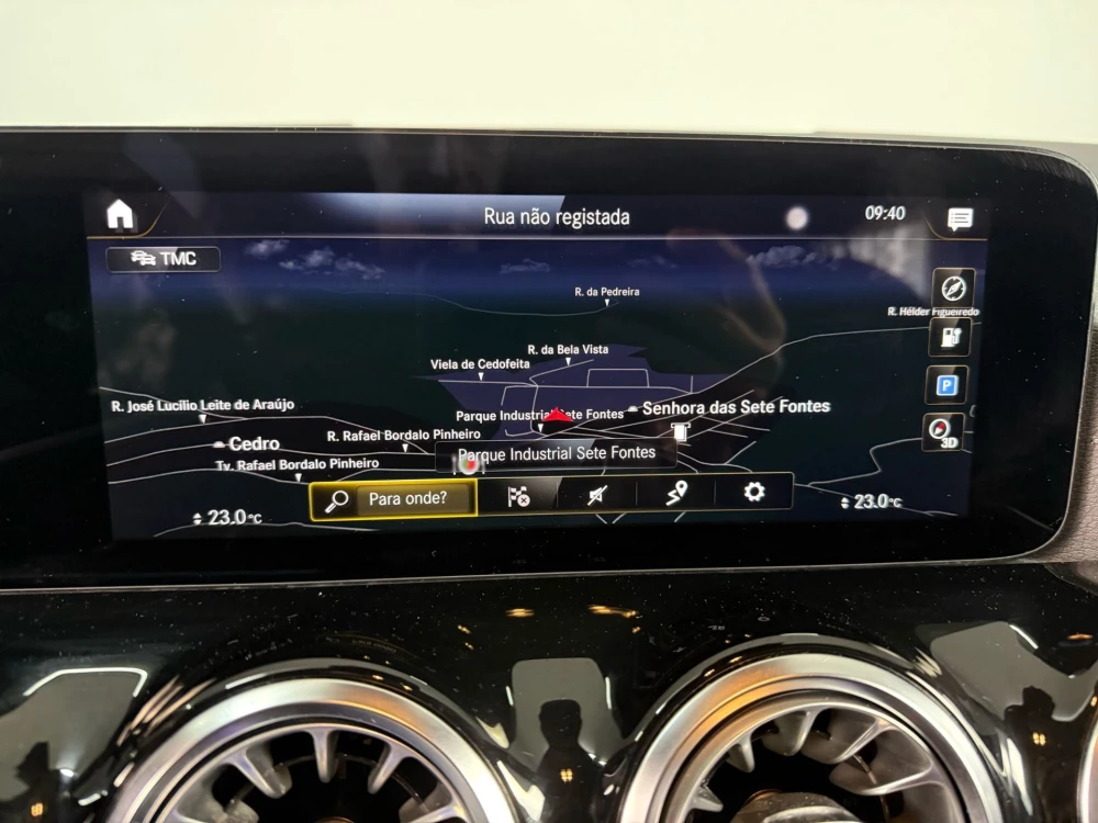 Mercedes-Benz EQA Luxury line 8