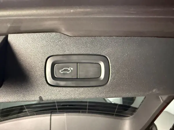 Volvo V60 2.0 D3 Inscription 18