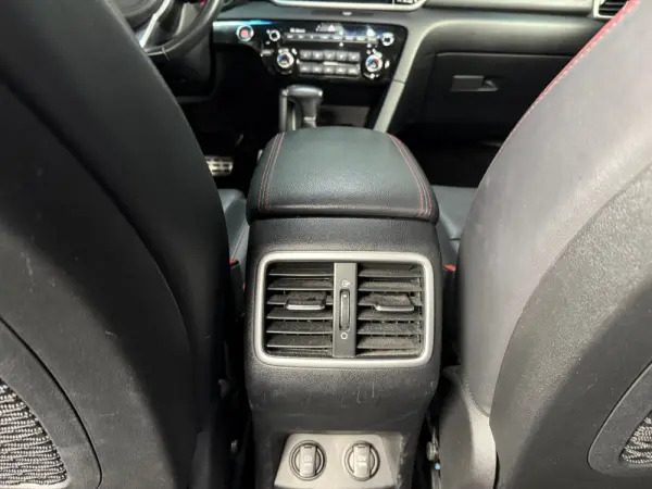 Kia Sportage 1.6 T-GDI GT Line 7DCT 15