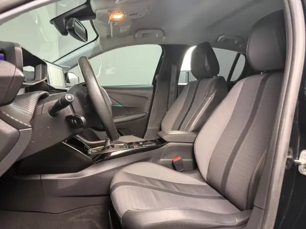 Peugeot 208 1.2 PureTech Allure 11