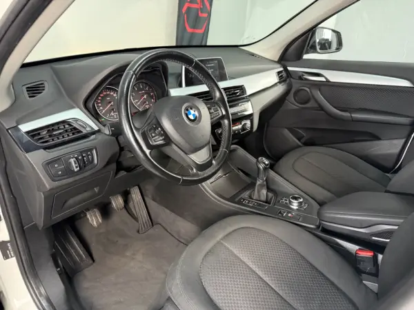 BMW X1 18 d sDrive 12