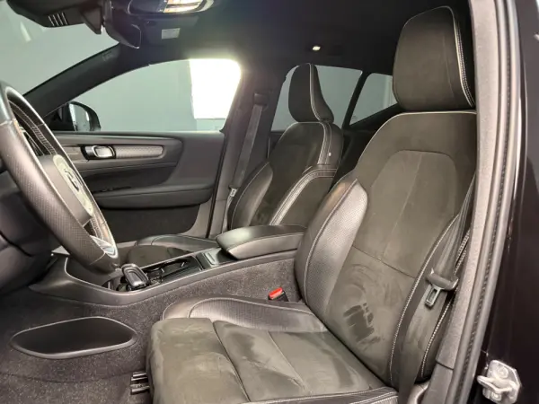 Volvo XC 40 P8 AWD Recharge RDesign 15