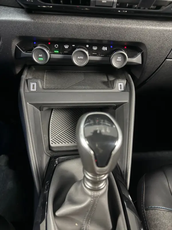 Citroen C4 1.2 PureTech Feel Pack 12