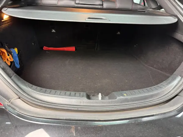 Mercedes-Benz CLA 200 d Shooting Brake AMG Line 17