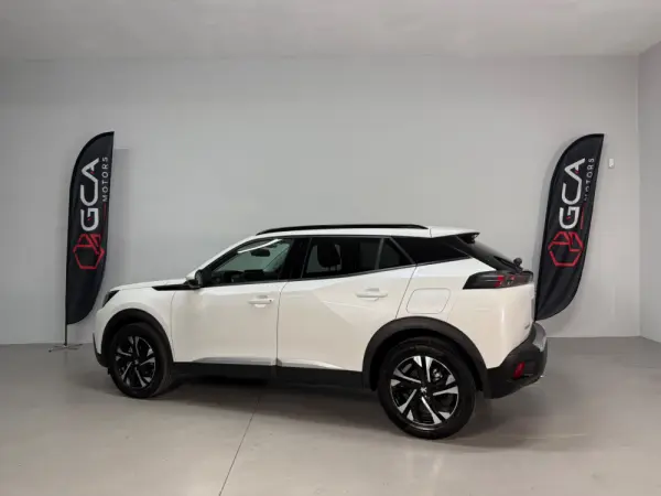 Peugeot 2008 PureTech 130 EAT8 Allure 4