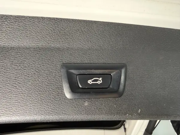 BMW X1 18 d sDrive 16