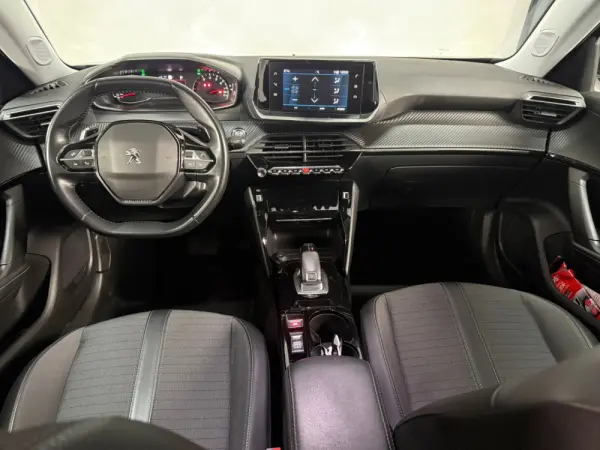 Peugeot 2008 1.5 BlueHDi Allure EAT8 15