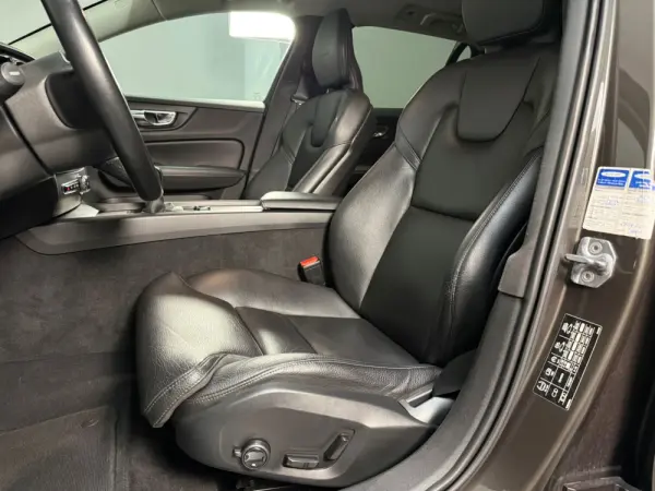 Volvo V60 2.0 D3 Inscription 13
