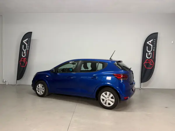 Dacia Sandero 1.0 SCe Essential 4