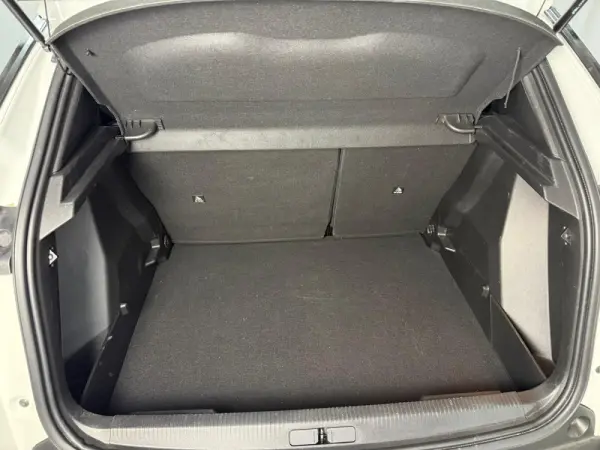 Peugeot 2008 PureTech 100 Active 16