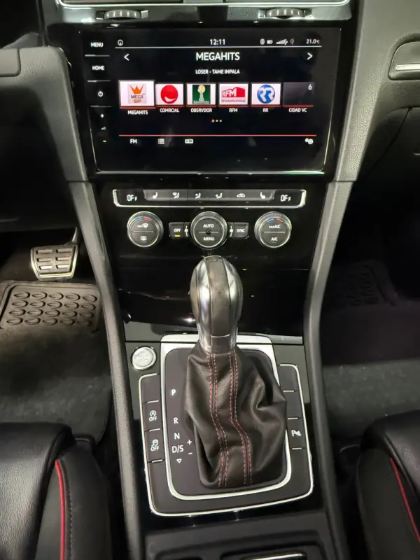 Volkswagen Golf GTI (BlueMotion ) DSG 8