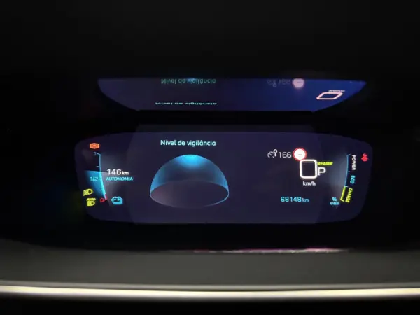Peugeot e-2008 50 kWh GT 5