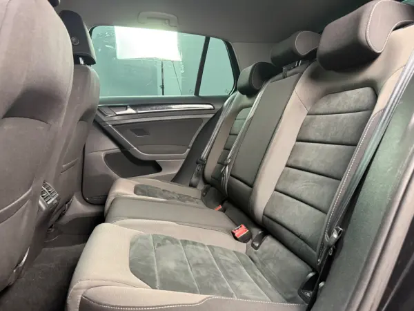 Volkswagen Golf 1.6 TDI Highline DSG 15