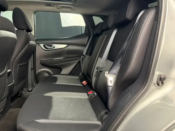 Nissan Qashqai 1.2 DIG-T Tekna Xtronic 14