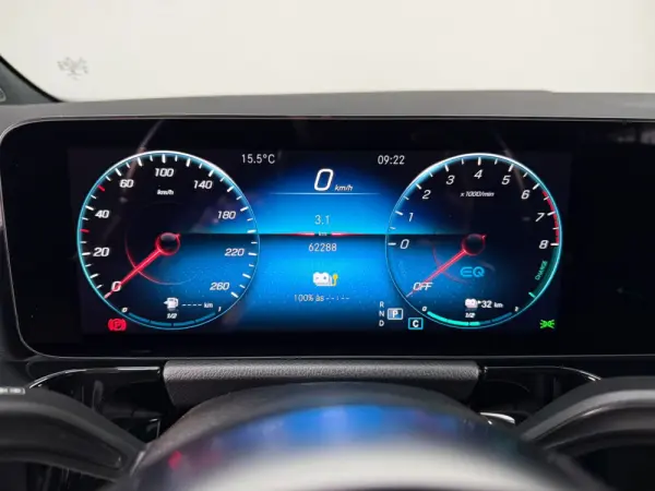 Mercedes-Benz GLA 250 e 8G-DCT AMG Line 7