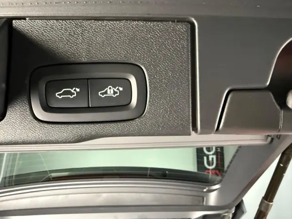 Volvo XC 60 2.0 T8 PHEV Plus Bright AWD 25